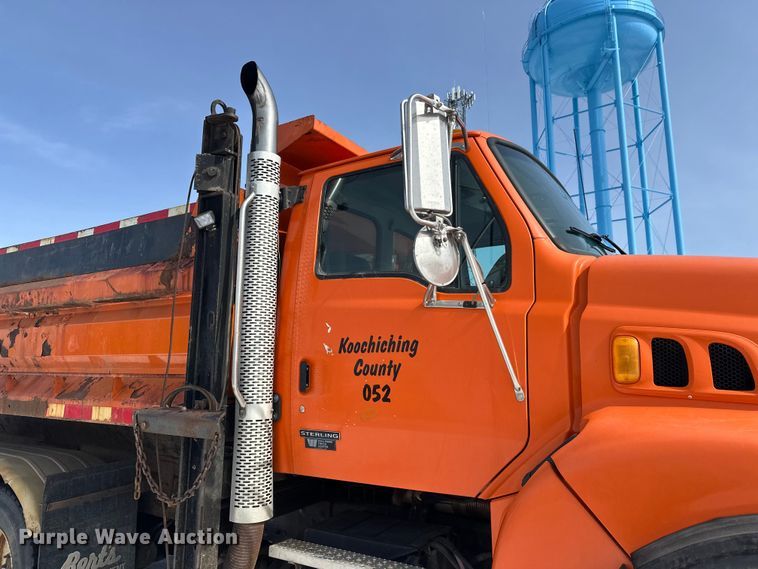 image for item FK0041 2005 Sterling LT9500 dump truck