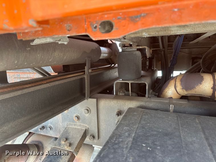 image for item FK0041 2005 Sterling LT9500 dump truck