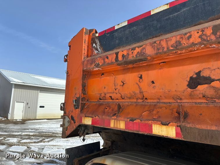 image for item FK0041 2005 Sterling LT9500 dump truck