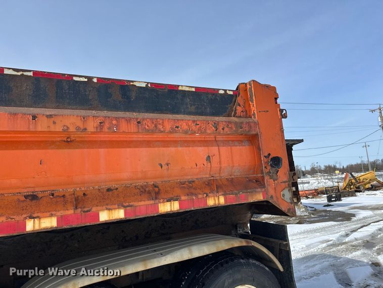 image for item FK0041 2005 Sterling LT9500 dump truck