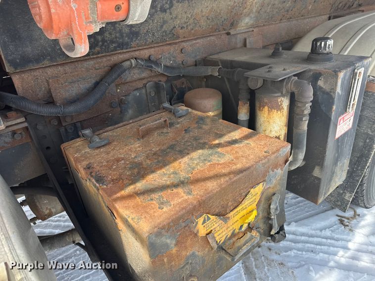 image for item FK0041 2005 Sterling LT9500 dump truck
