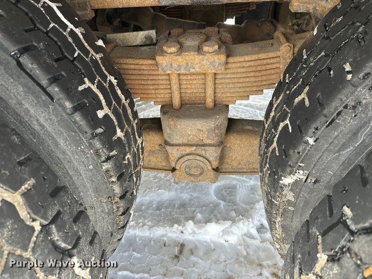image for item FK0041 2005 Sterling LT9500 dump truck