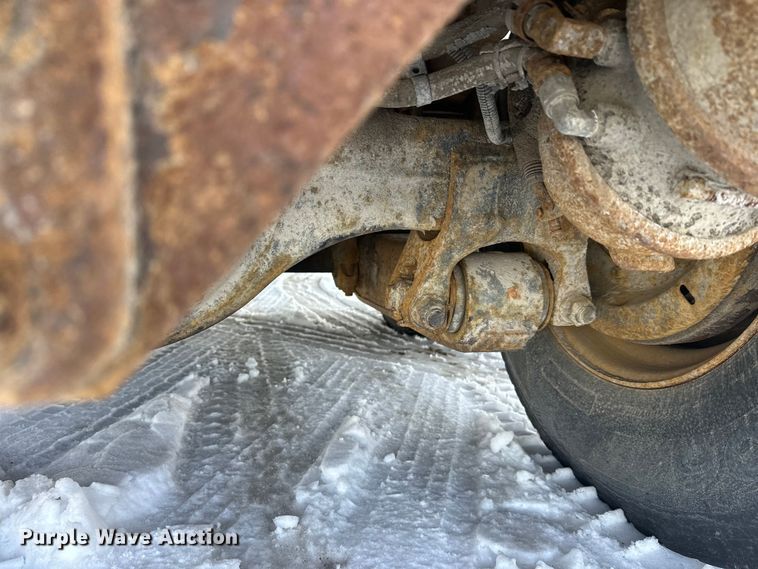 image for item FK0041 2005 Sterling LT9500 dump truck