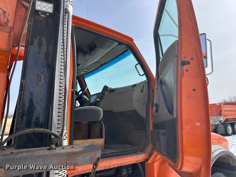 image for item FK0041 2005 Sterling LT9500 dump truck