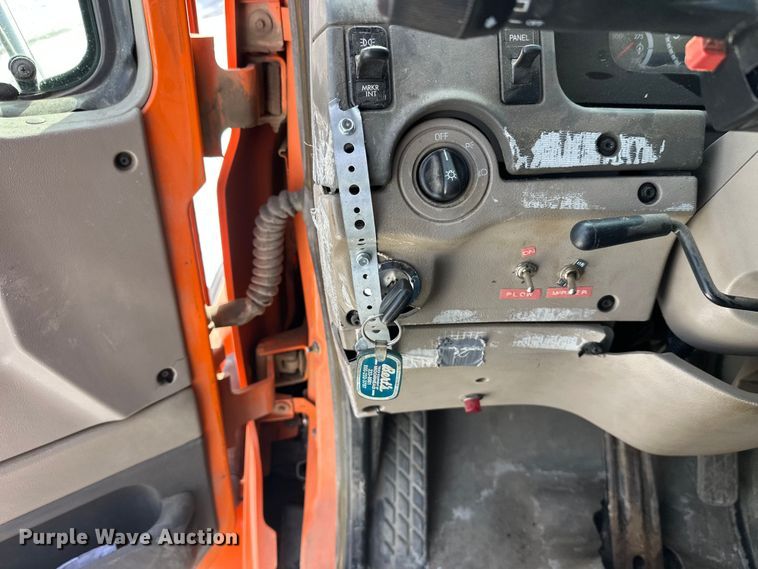image for item FK0041 2005 Sterling LT9500 dump truck