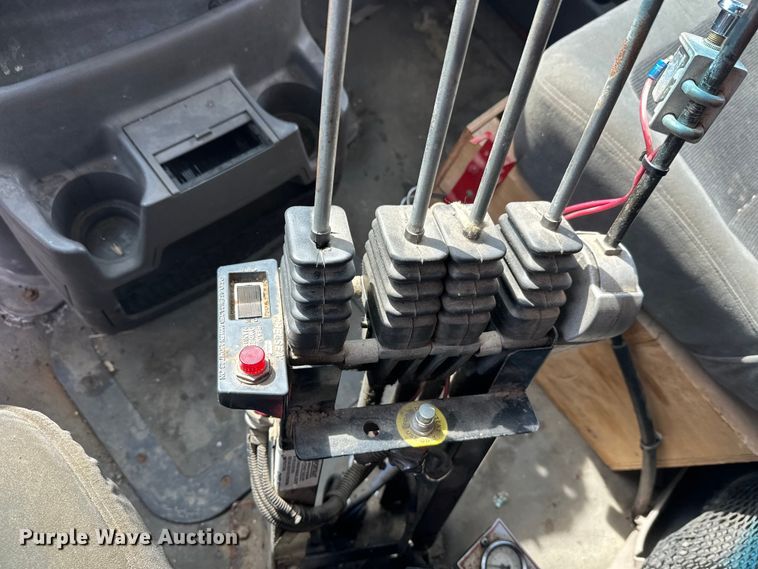 image for item FK0041 2005 Sterling LT9500 dump truck