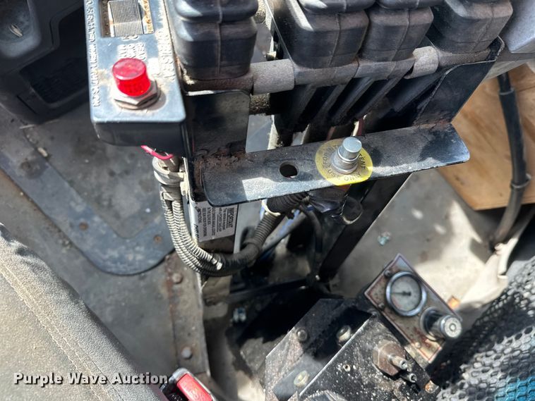 image for item FK0041 2005 Sterling LT9500 dump truck
