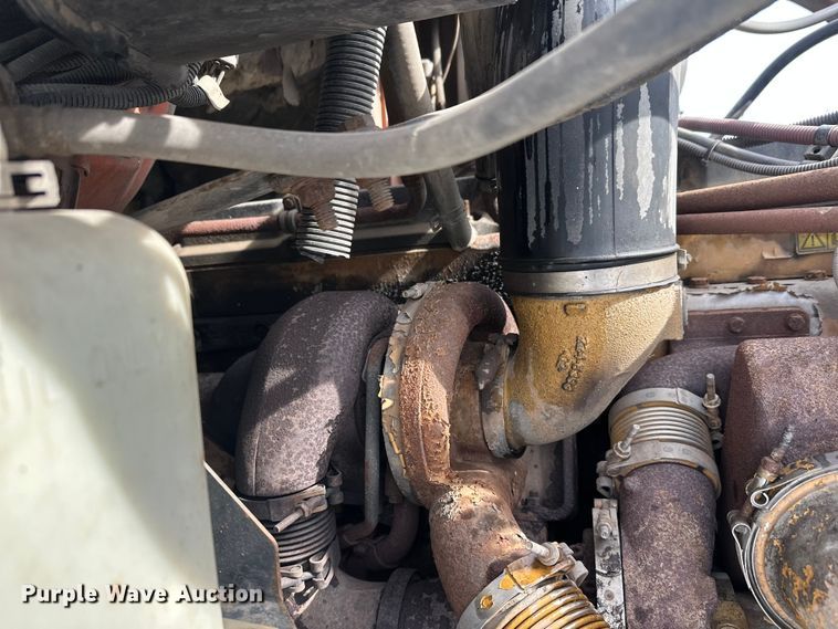 image for item FK0041 2005 Sterling LT9500 dump truck