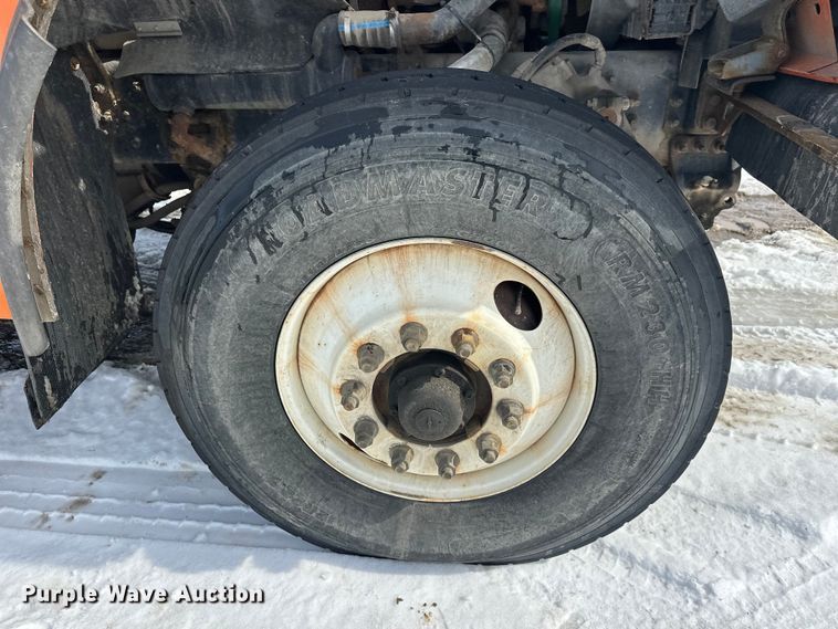 image for item FK0041 2005 Sterling LT9500 dump truck