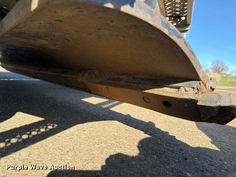 image for item FK0078 2009 Mack GU813 dump truck