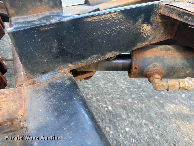 image for item FK0078 2009 Mack GU813 dump truck