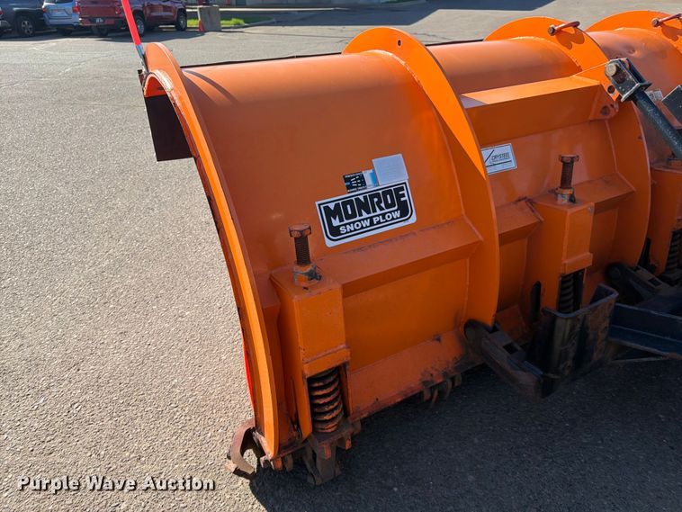 image for item FK0078 2009 Mack GU813 dump truck