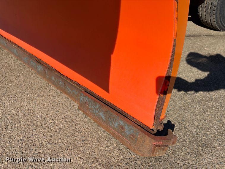 image for item FK0078 2009 Mack GU813 dump truck