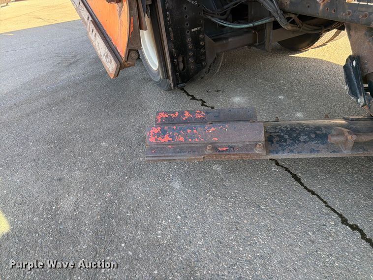 image for item FK0078 2009 Mack GU813 dump truck