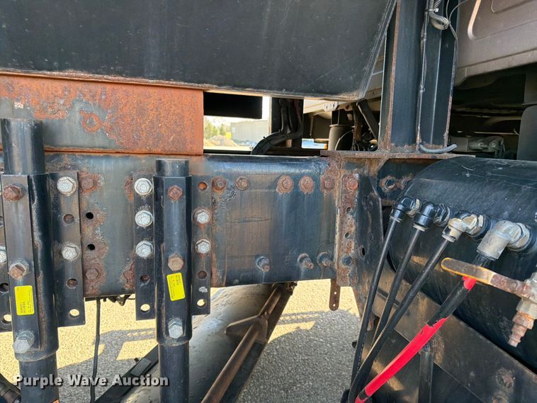 image for item FK0078 2009 Mack GU813 dump truck