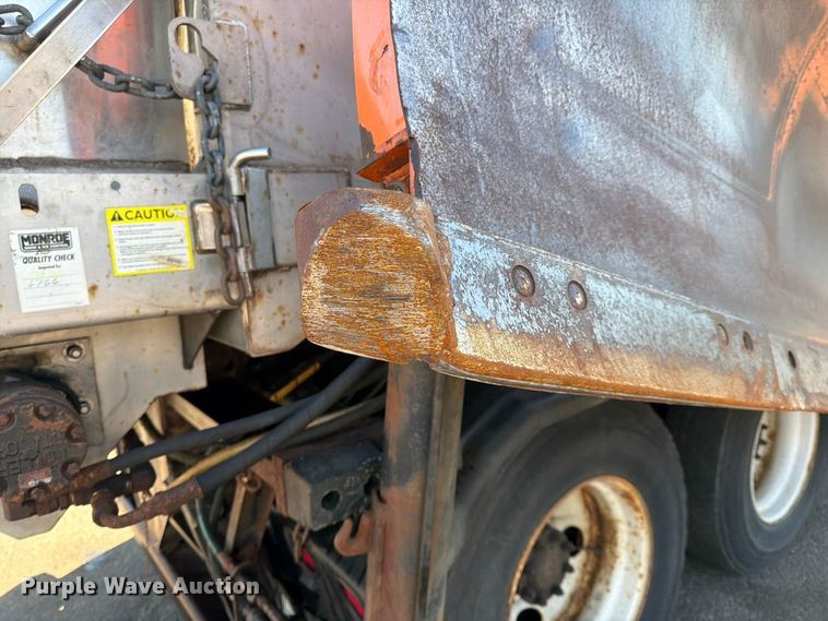 image for item FK0078 2009 Mack GU813 dump truck