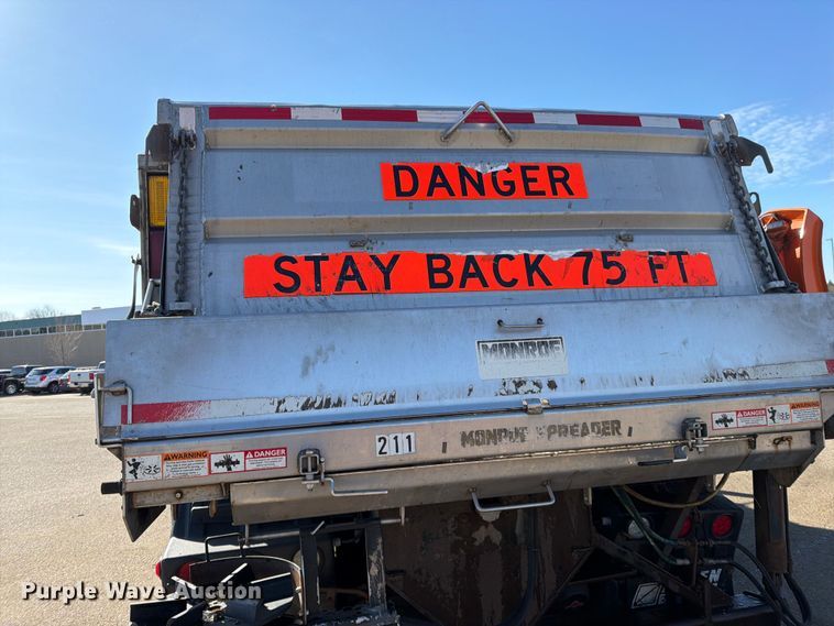 image for item FK0078 2009 Mack GU813 dump truck