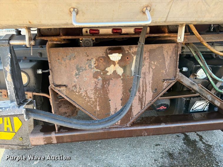 image for item FK0078 2009 Mack GU813 dump truck