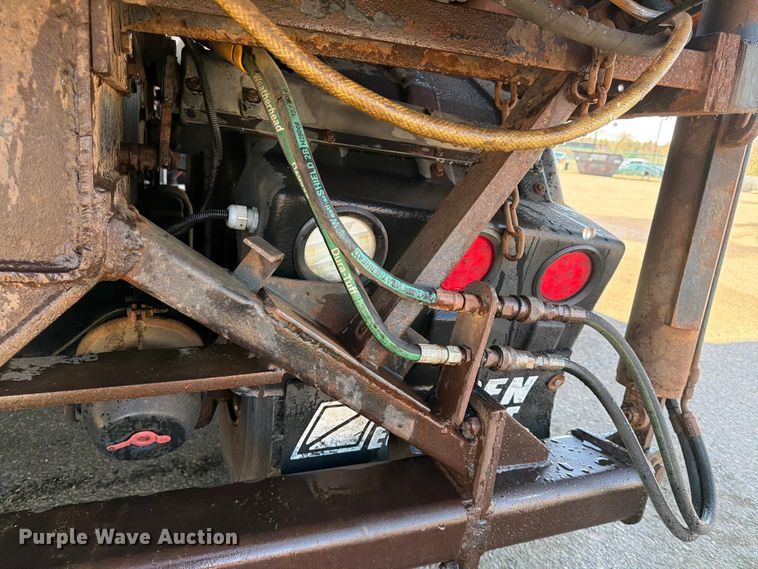 image for item FK0078 2009 Mack GU813 dump truck