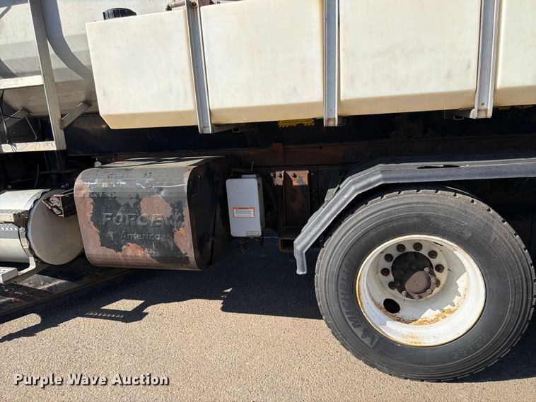 image for item FK0078 2009 Mack GU813 dump truck