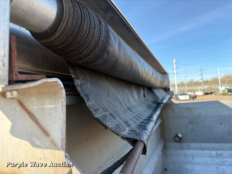 image for item FK0078 2009 Mack GU813 dump truck