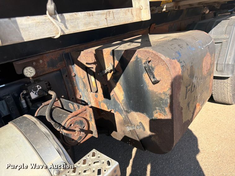 image for item FK0078 2009 Mack GU813 dump truck