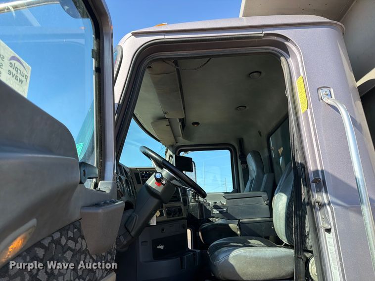 image for item FK0078 2009 Mack GU813 dump truck