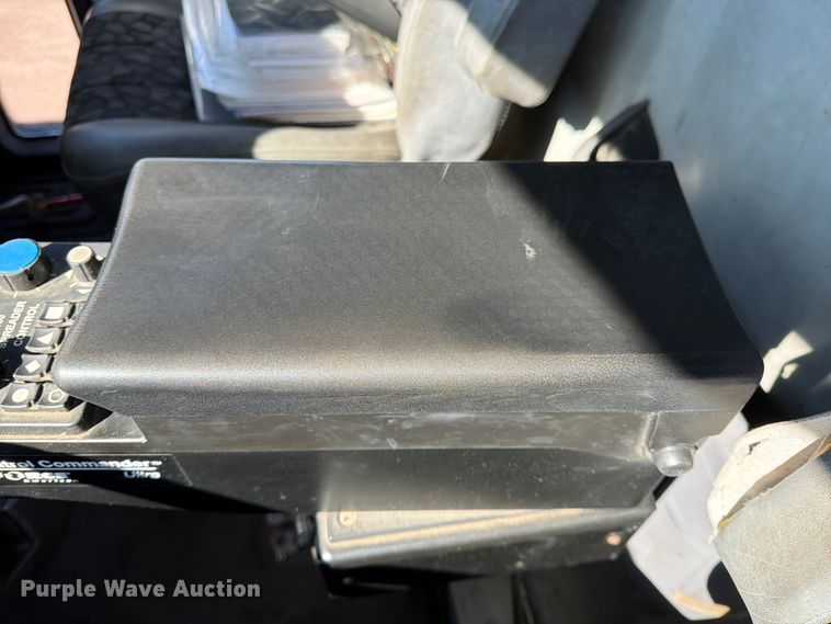 image for item FK0078 2009 Mack GU813 dump truck