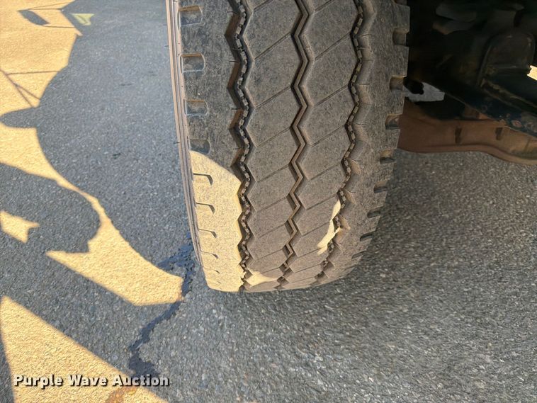 image for item FK0078 2009 Mack GU813 dump truck