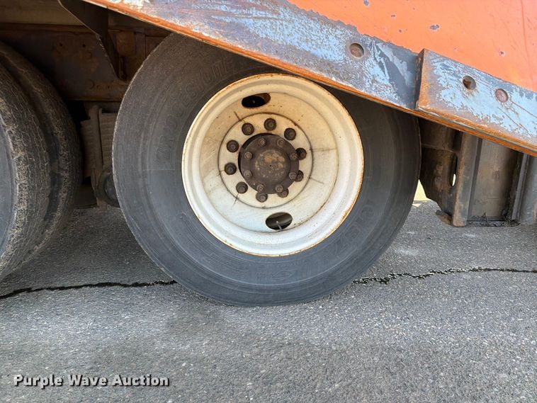 image for item FK0078 2009 Mack GU813 dump truck