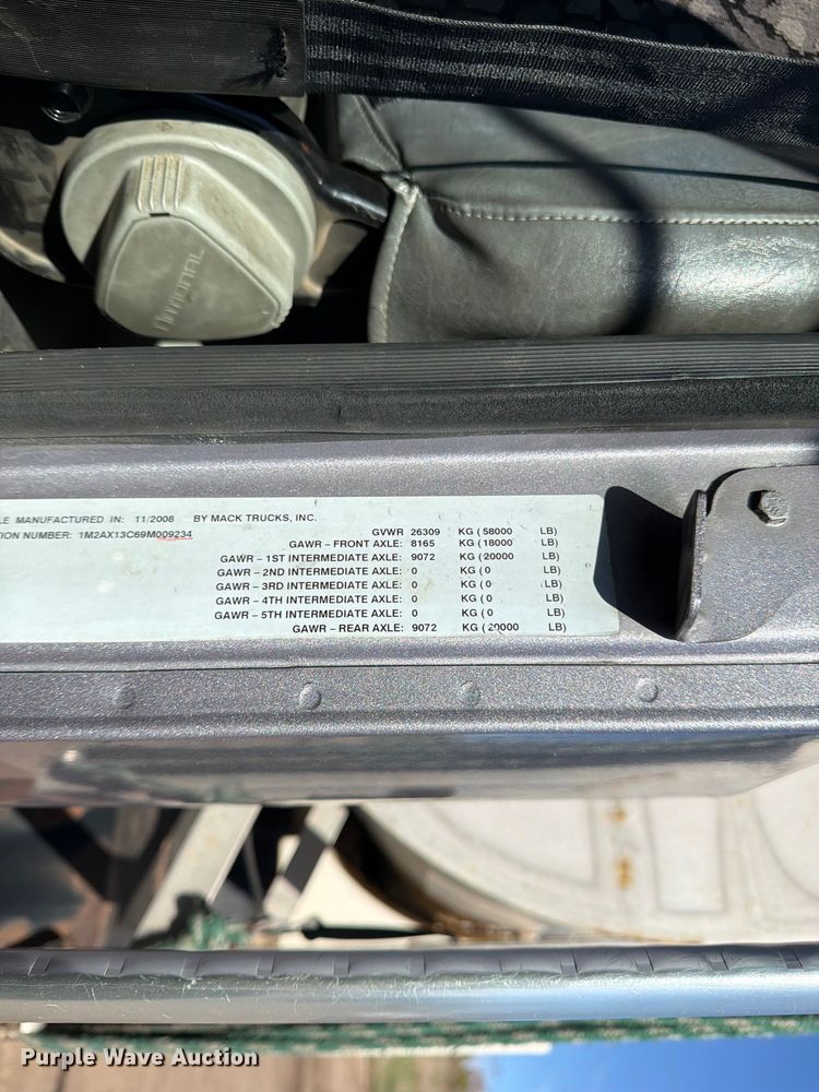 image for item FK0078 2009 Mack GU813 dump truck