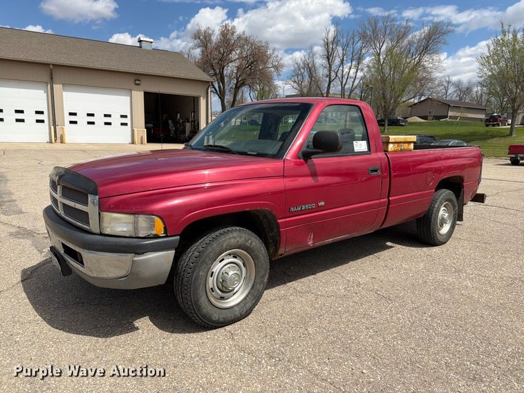 image for item FK0127 1999 Dodge Ram 2500 pickup truck