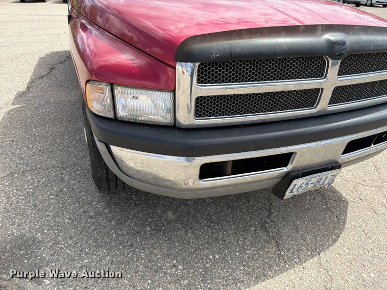 image for item FK0127 1999 Dodge Ram 2500 pickup truck