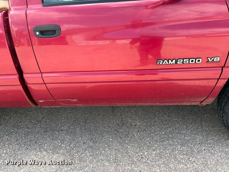 image for item FK0127 1999 Dodge Ram 2500 pickup truck