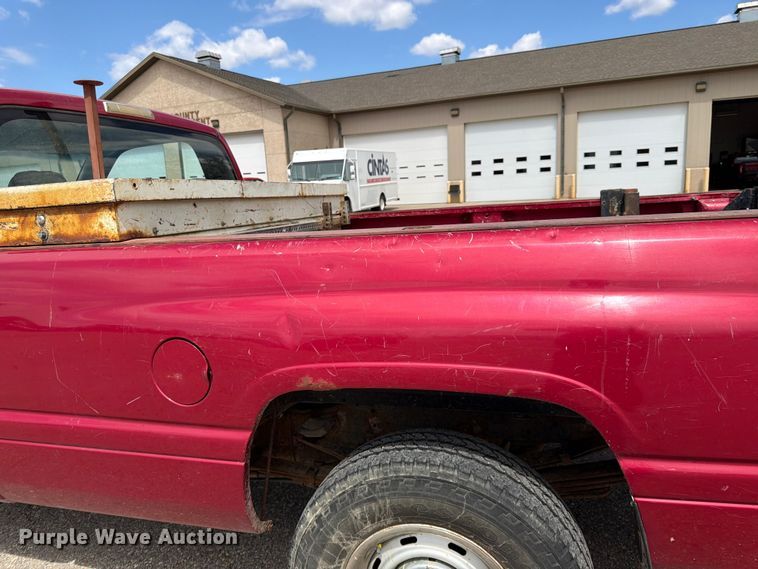 image for item FK0127 1999 Dodge Ram 2500 pickup truck