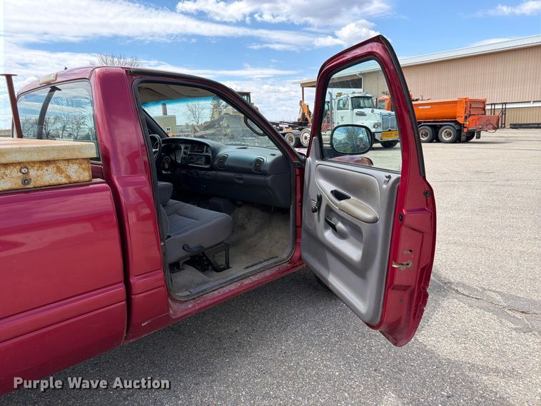 image for item FK0127 1999 Dodge Ram 2500 pickup truck