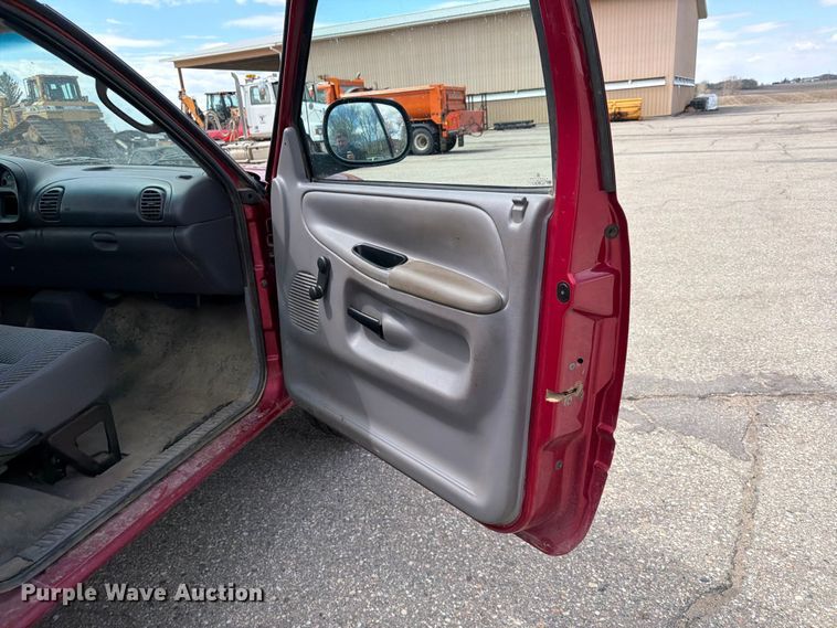 image for item FK0127 1999 Dodge Ram 2500 pickup truck
