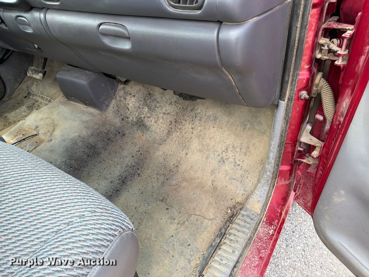 image for item FK0127 1999 Dodge Ram 2500 pickup truck