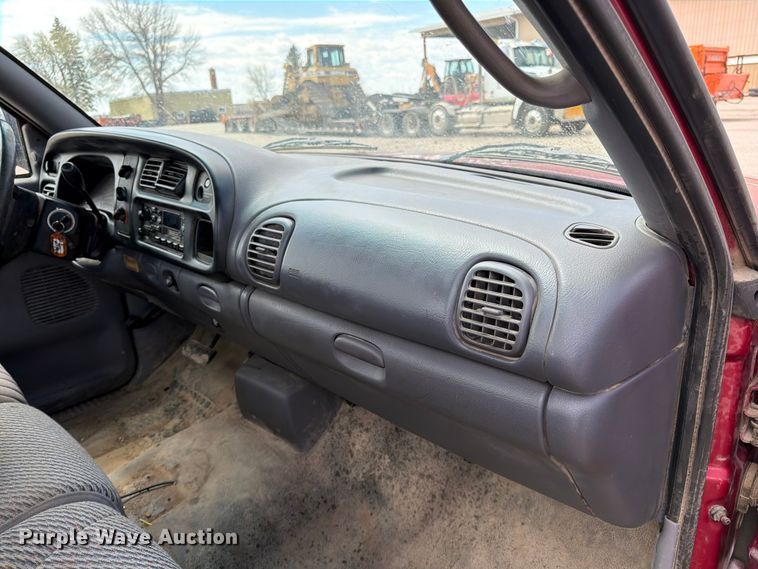 image for item FK0127 1999 Dodge Ram 2500 pickup truck