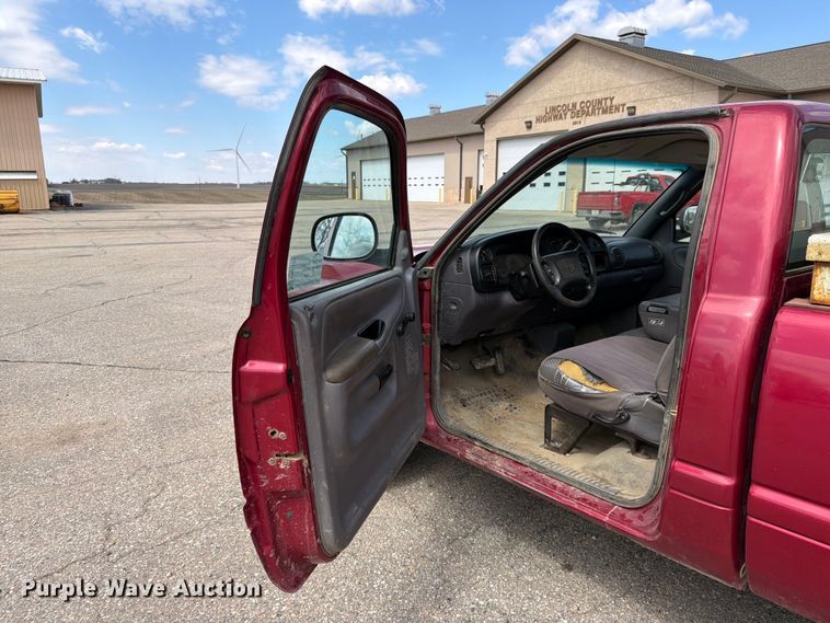 image for item FK0127 1999 Dodge Ram 2500 pickup truck