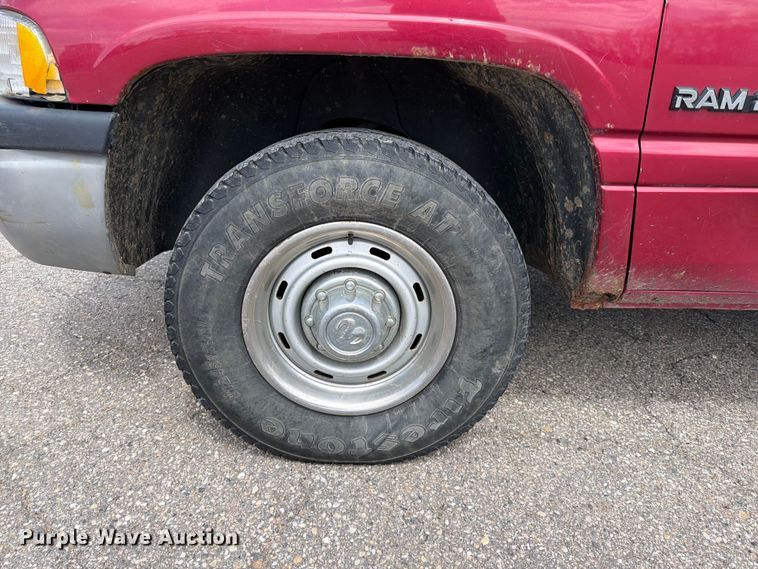 image for item FK0127 1999 Dodge Ram 2500 pickup truck