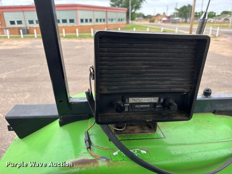 image for item MX9102 1986 Deutz 6240 tractor