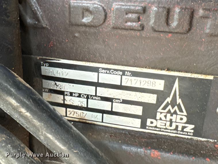 image for item MX9102 1986 Deutz 6240 tractor