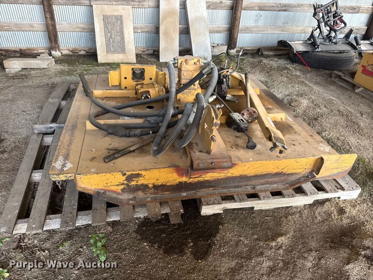 image for item MX9106 Tiger side boom rotary mower