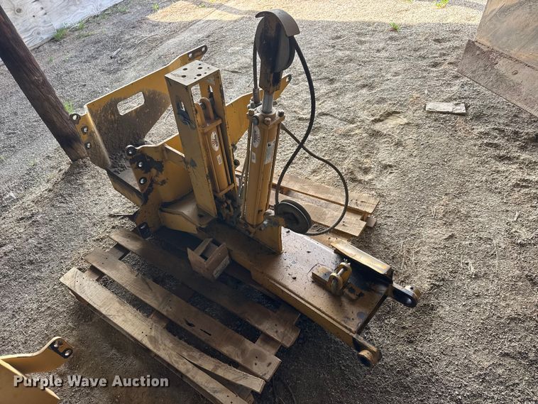 image for item MX9106 Tiger side boom rotary mower
