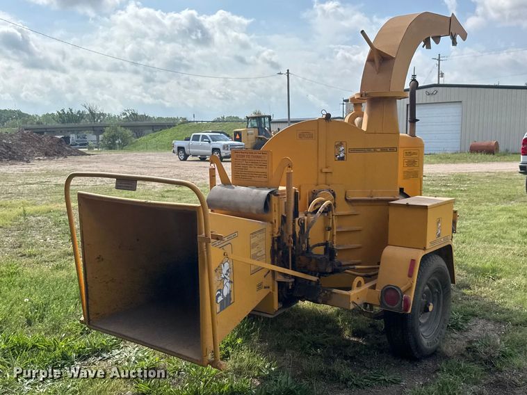 image for item MX9107 1999 Bandit 200+ wood chipper