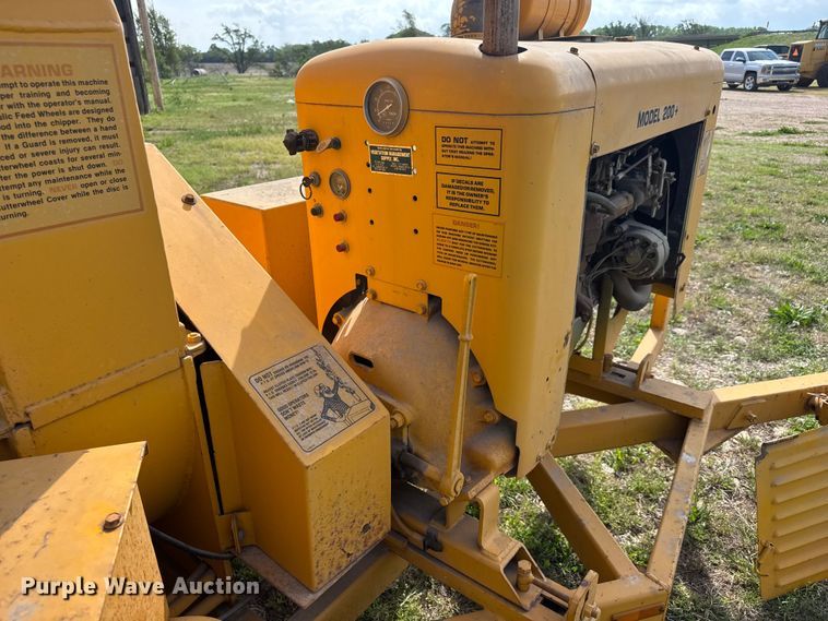 image for item MX9107 1999 Bandit 200+ wood chipper