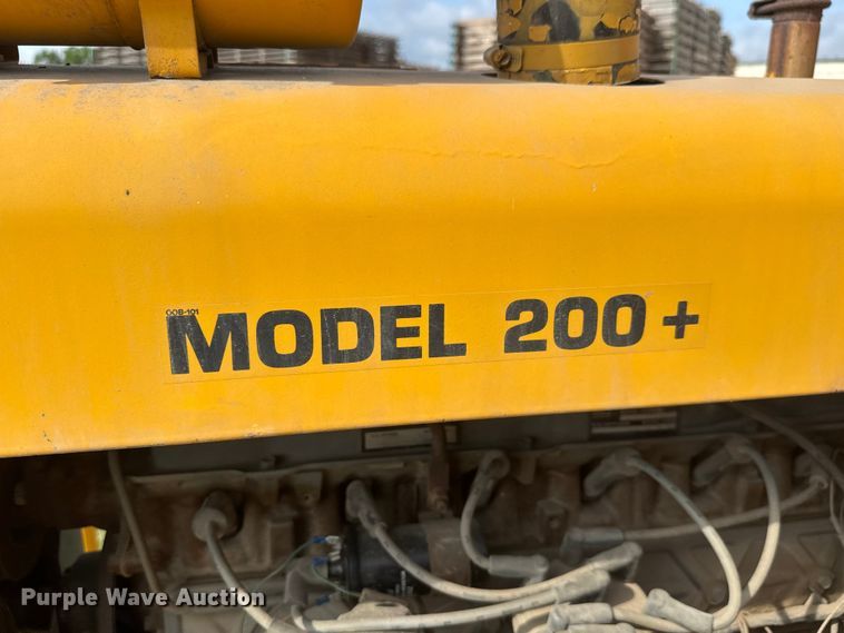 image for item MX9107 1999 Bandit 200+ wood chipper