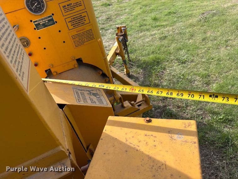 image for item MX9107 1999 Bandit 200+ wood chipper