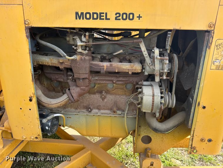 image for item MX9107 1999 Bandit 200+ wood chipper
